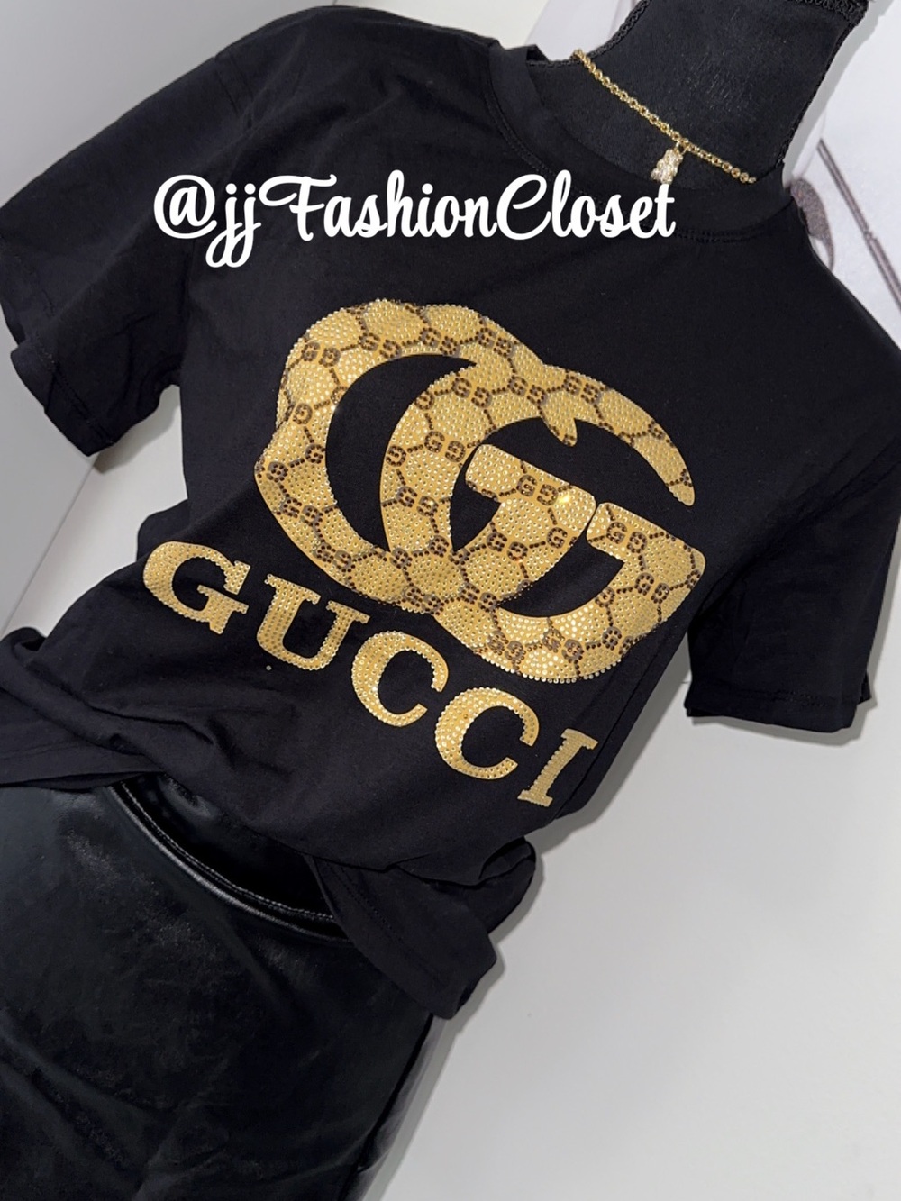 Cute  Black T-Shirt with GGold Logo and Socks - Picture 5 of 5